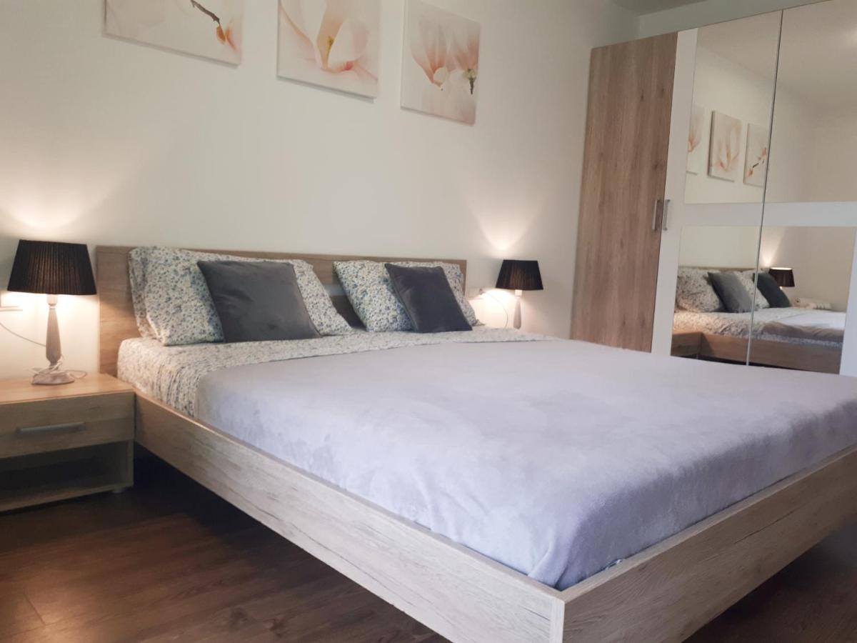 Apartment Bruneck Central Bagian luar foto